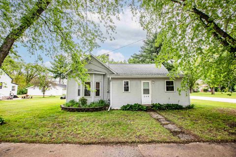 Photo of 208 Wisconsin Street, Avoca, WI 53506 (MLS # 2023870)