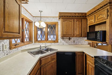 Tiny photo for W7028 State Road 16, Pardeeville, WI 53954 (MLS # 2013106)