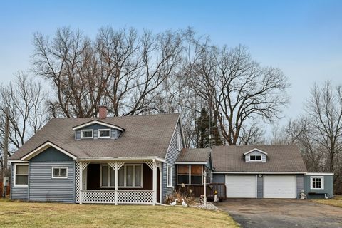Photo of W7028 State Road 16, Pardeeville, WI 53954 (MLS # 2013106)