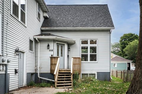 Tiny photo for 1118 Vilas Avenue, Madison, WI 53715 (MLS # 2013059)