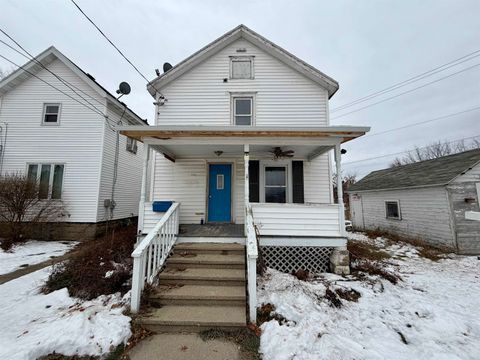 Photo of 501 16th Avenue, Monroe, WI 53566 (MLS # 2013618)