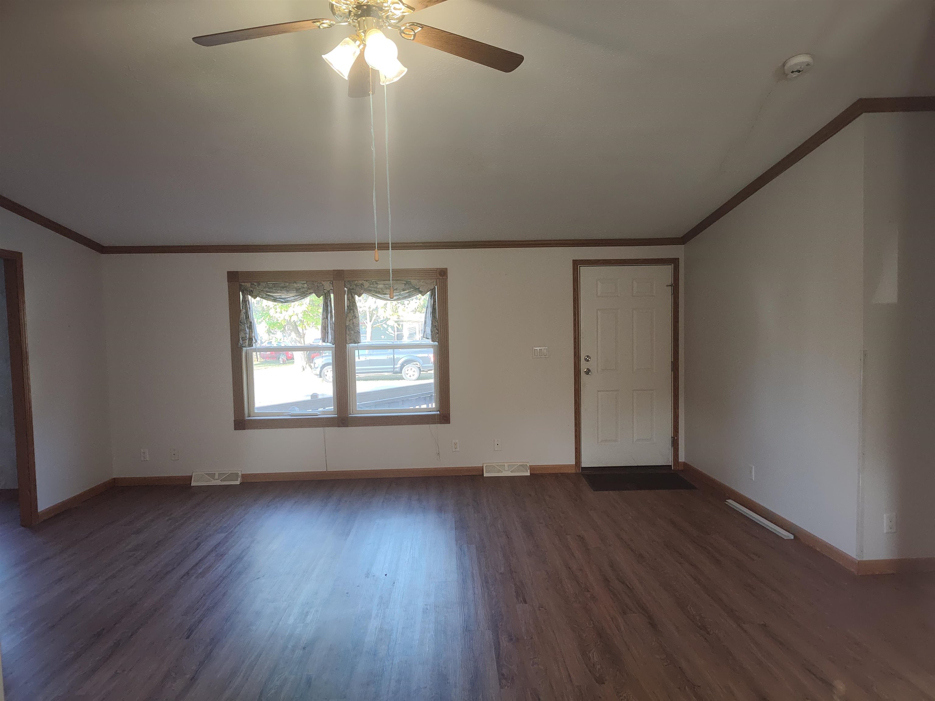 109 S 4th Street