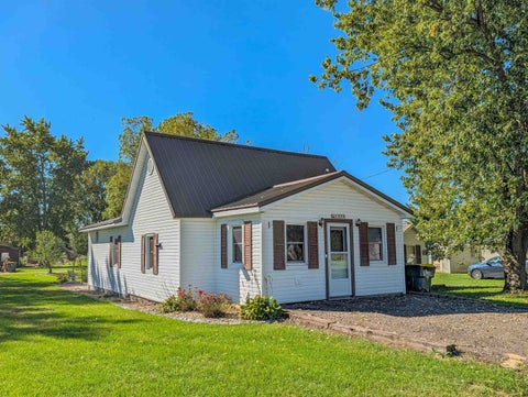 Photo of 137 W Exchange Street, Lone Rock, WI 53556 (MLS # 2035223)
