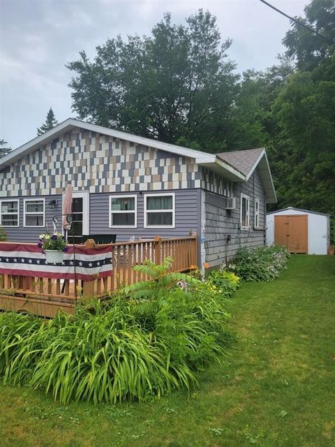 Photo of N4521 W Shoreplace Road, Cambridge, WI 53523 (MLS # 2017463)