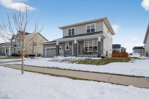 Photo of 819 Tamarack Lane, Sun Prairie, WI 53590 (MLS # 2016723)