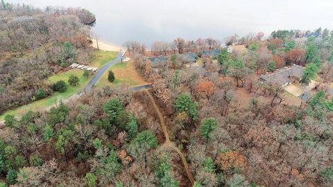 Tiny photo for Bldg 20 1-2 Greenway Crossing PV, Wisconsin Dells, WI 53965 (MLS # 1993671)