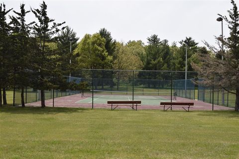 Tiny photo for Bldg 20 1-2 Greenway Crossing PV, Wisconsin Dells, WI 53965 (MLS # 1993671)