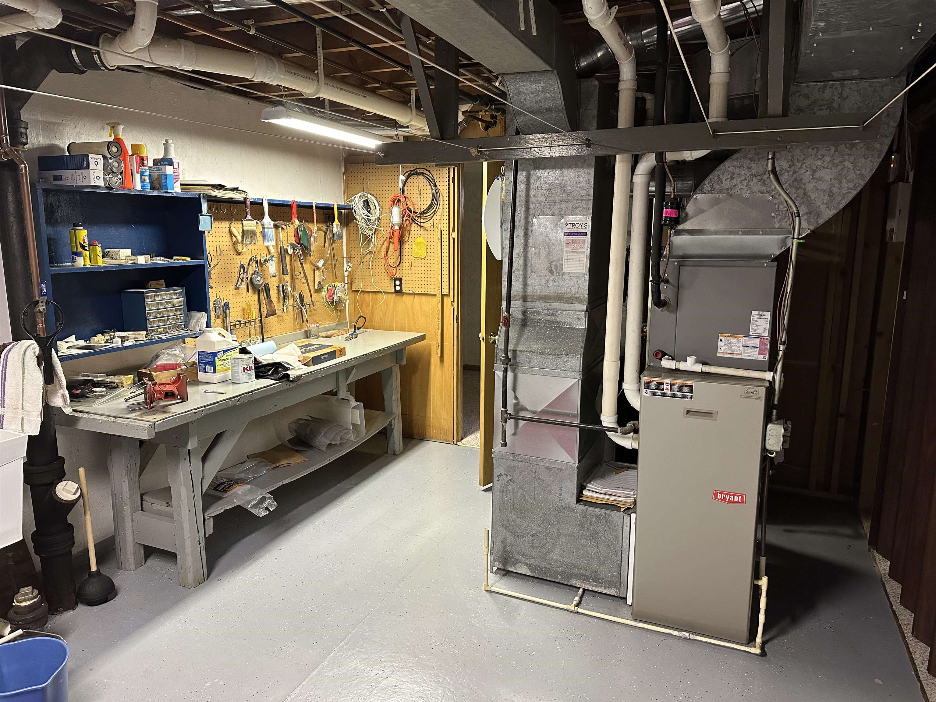 Stoughton, Wisconsin 53589, United States, 3 Bedrooms Bedrooms, ,4 BathroomsBathrooms,Residential,Active,82014