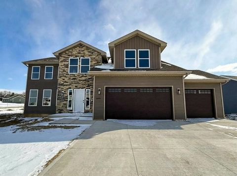Photo of 6680 Ramshorn Drive, DeForest, WI 53532 (MLS # 2015627)