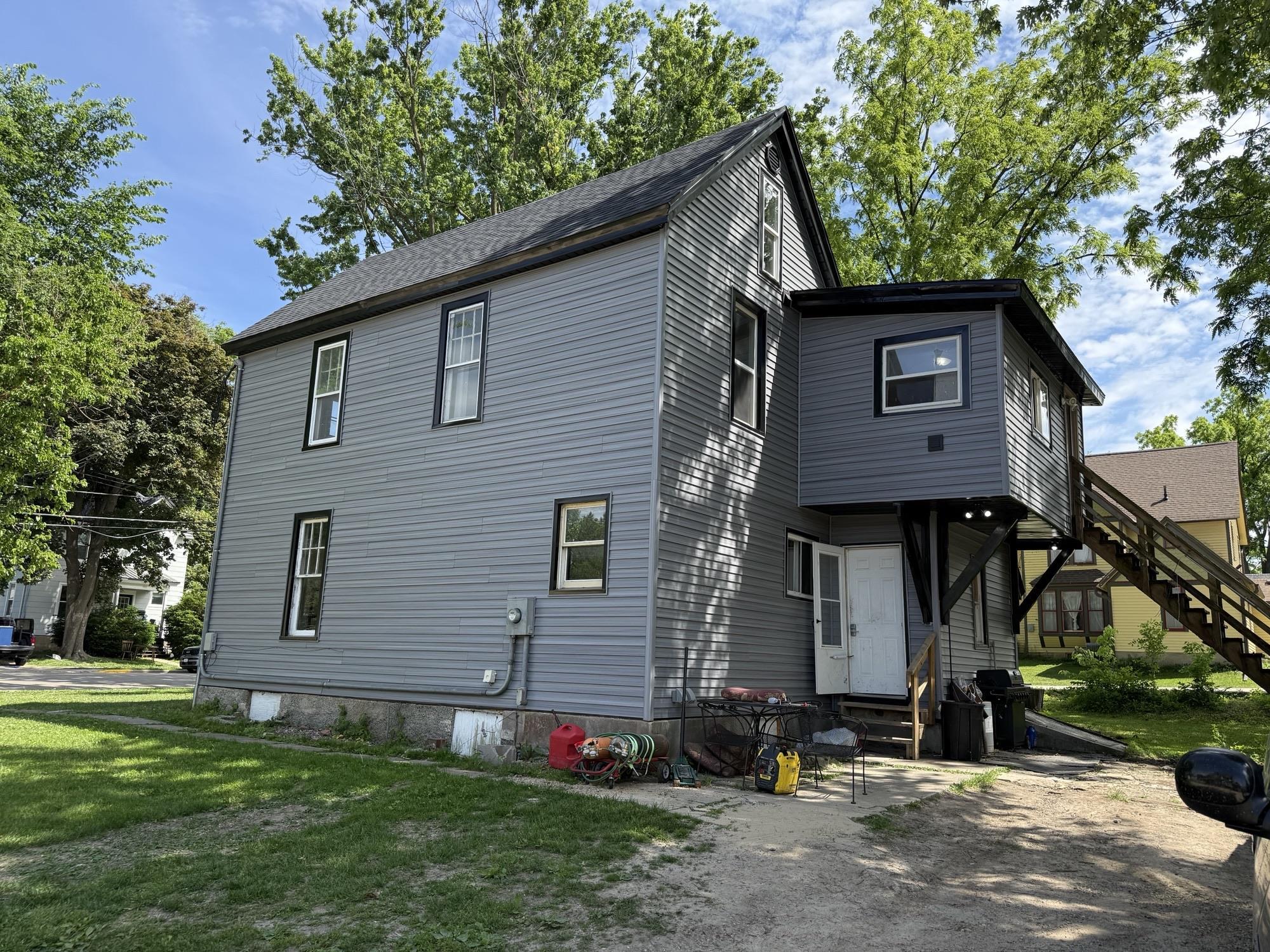 160 N Hickory Street