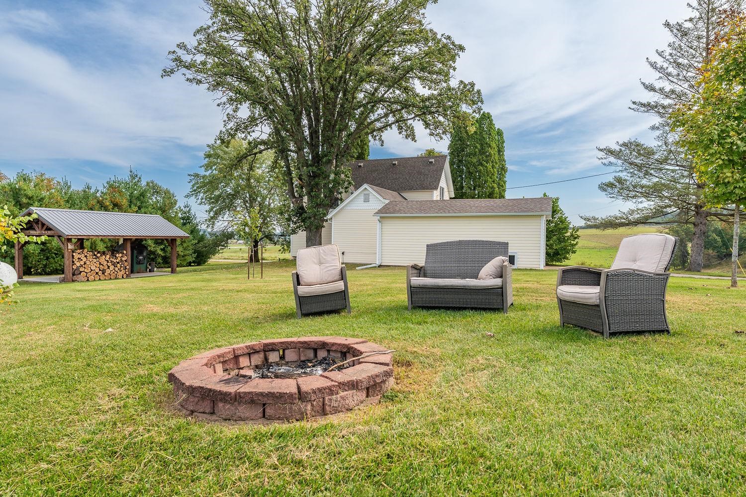 Wonewoc, Wisconsin 53968, United States, 3 Bedrooms Bedrooms, ,2 BathroomsBathrooms,Residential,Active,42745