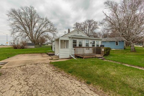 635 11th Street, Monroe, WI 53566 - #: 1998051