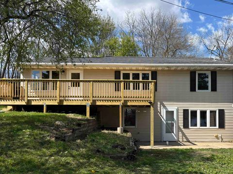 W9334 Bluff Lane, Cambridge, WI 53523 - #: 1999380