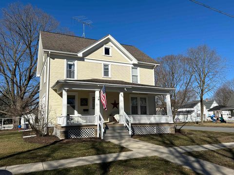 Photo of 701 E 2nd Avenue, Brodhead, WI 53520 (MLS # 2011097)