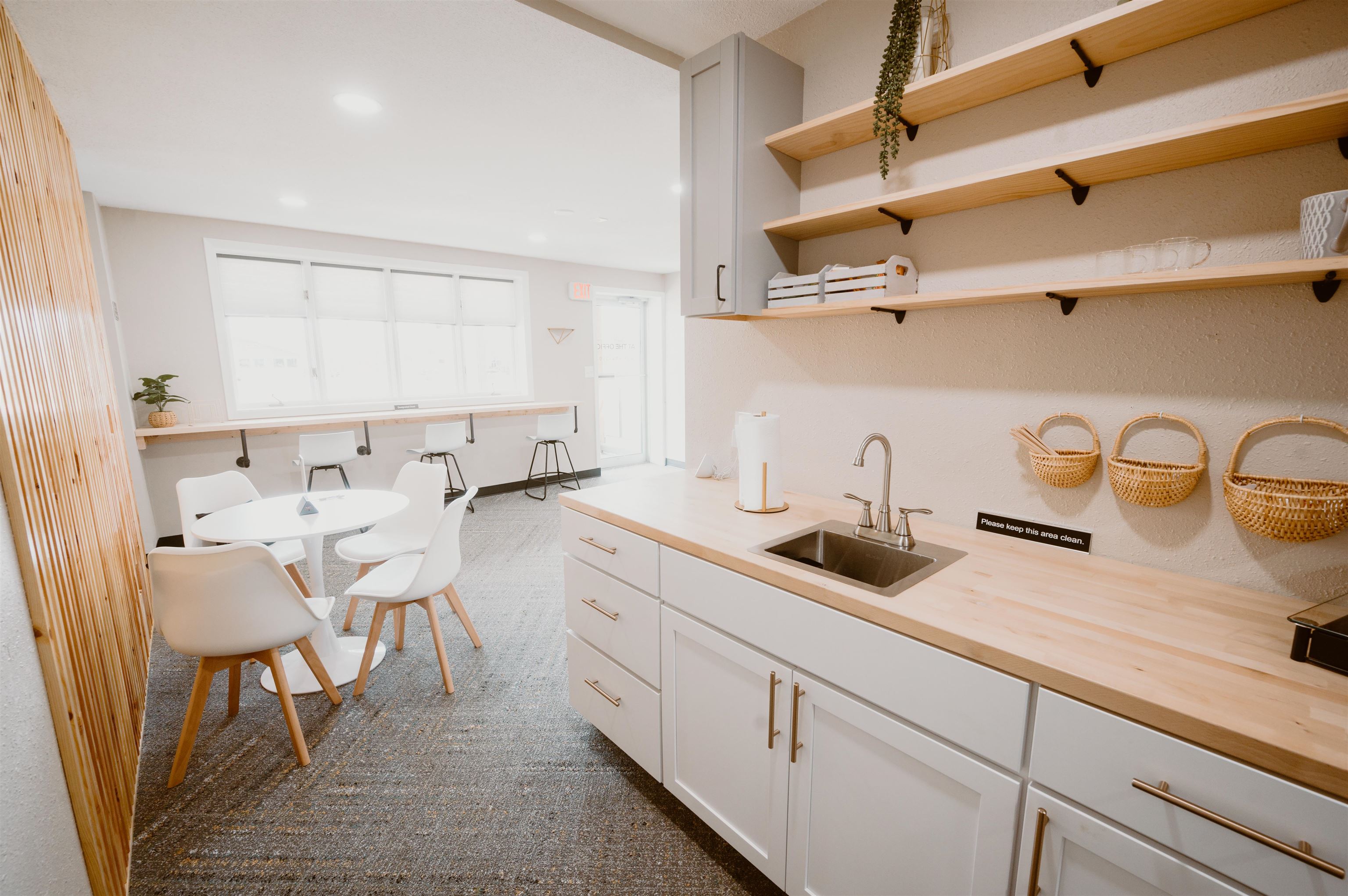 Reedsburg, Wisconsin 53959, United States, ,3 BathroomsBathrooms,Residential,Active,27965