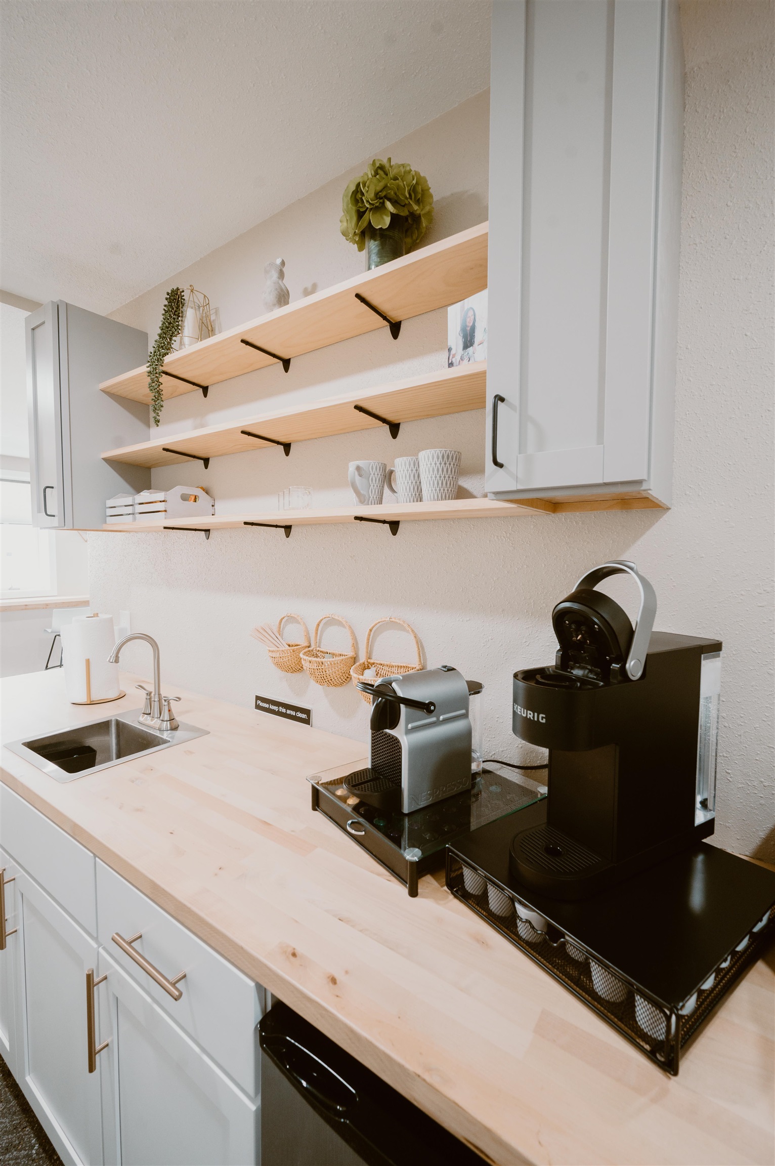 Reedsburg, Wisconsin 53959, United States, ,3 BathroomsBathrooms,Residential,Active,27965