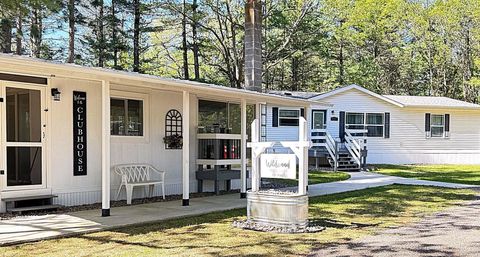 Photo of W4237 Wildwood Drive, Mauston, WI 53948 (MLS # 2019943)