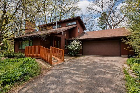 Photo of 1110 Woodland Way, Madison, WI 53711 (MLS # 2022853)