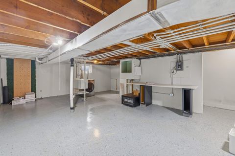 Tiny photo for 733 W 9th Avenue, Oshkosh, WI 54902 (MLS # 2020797)