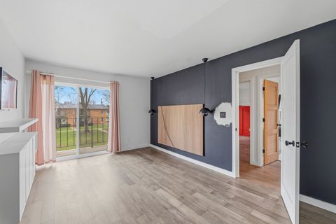 Tiny photo for 733 W 9th Avenue, Oshkosh, WI 54902 (MLS # 2020797)