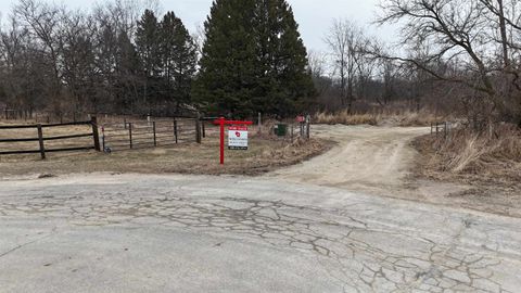 Photo of 5550 W Partridge Hollow Drive, Janesville, WI 53548 (MLS # 2016945)