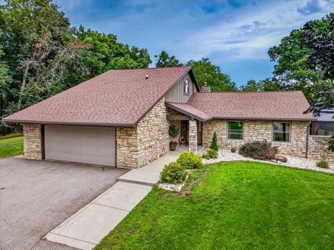 Photo of 2670 N Britt Road, Janesville, WI 53548 (MLS # 2032302)