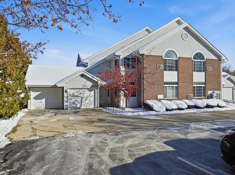 Photo of 761 Cherokee Path, Lake Mills, WI 53551 (MLS # 2013649)