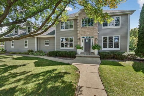 Photo of 5885 Persimmon Drive, Fitchburg, WI 53711 (MLS # 2020418)