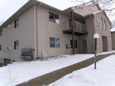 Photo of 333 Starkweather Drive, Beaver Dam, WI 53916 (MLS # 2015286)
