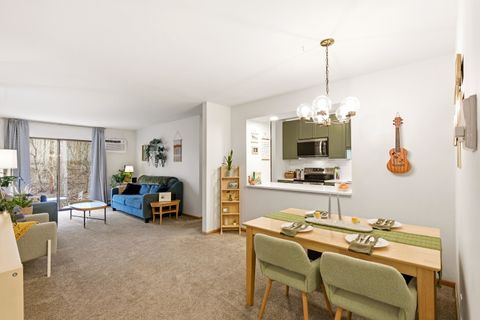 Photo of 1509 Martin Street 4 #4, Madison, WI 53713 (MLS # 2021860)