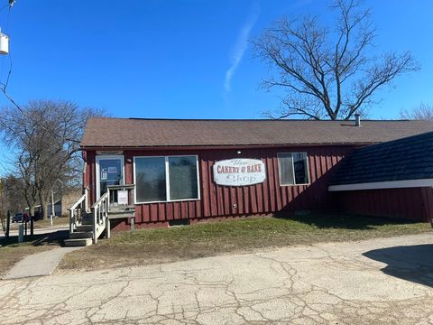 Photo of 807 S Main Street, Viroqua, WI 54665 (MLS # 2009749)