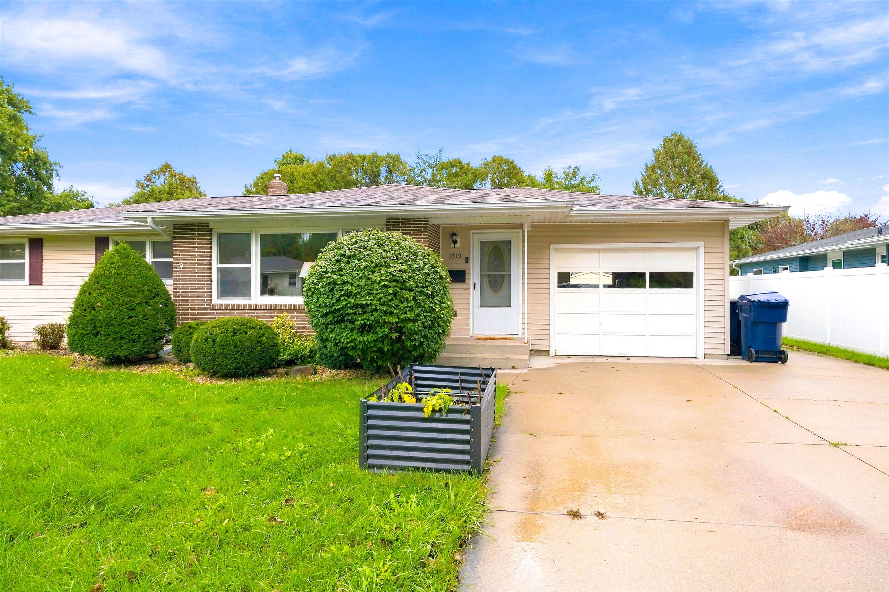 1010 N Lexington Drive