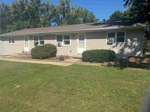 Photo of 5802 Sauk Lane, McFarland, WI 53558 (MLS # 2018839)