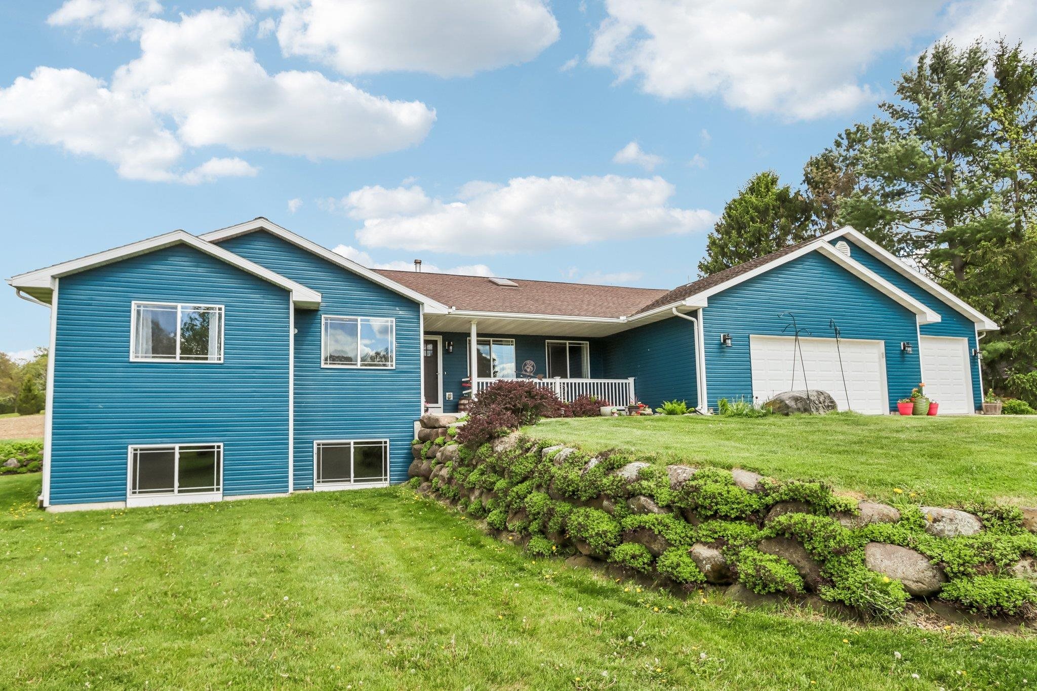 2620 County Highway W Road