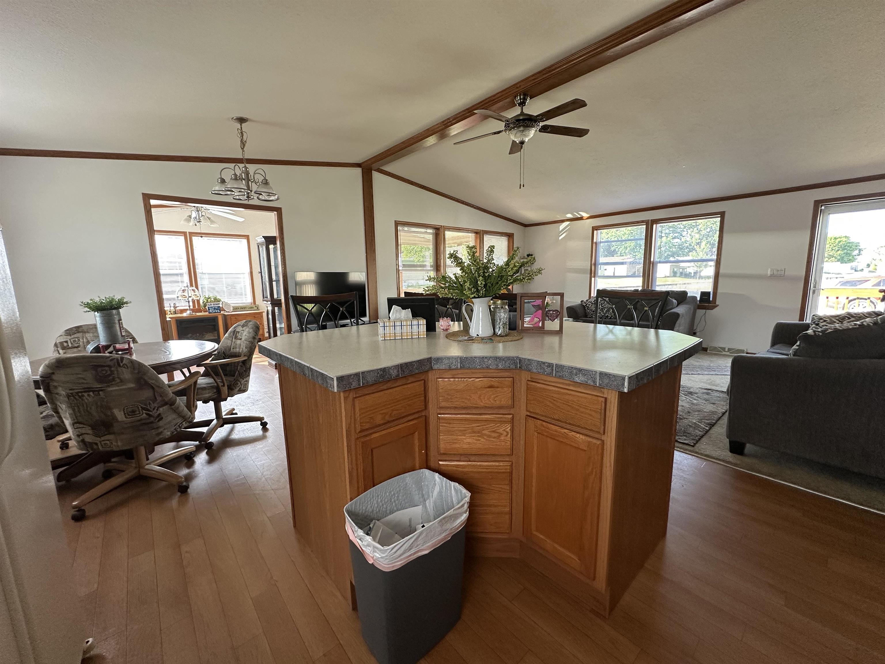 510 Jefferson Avenue - Photo 4