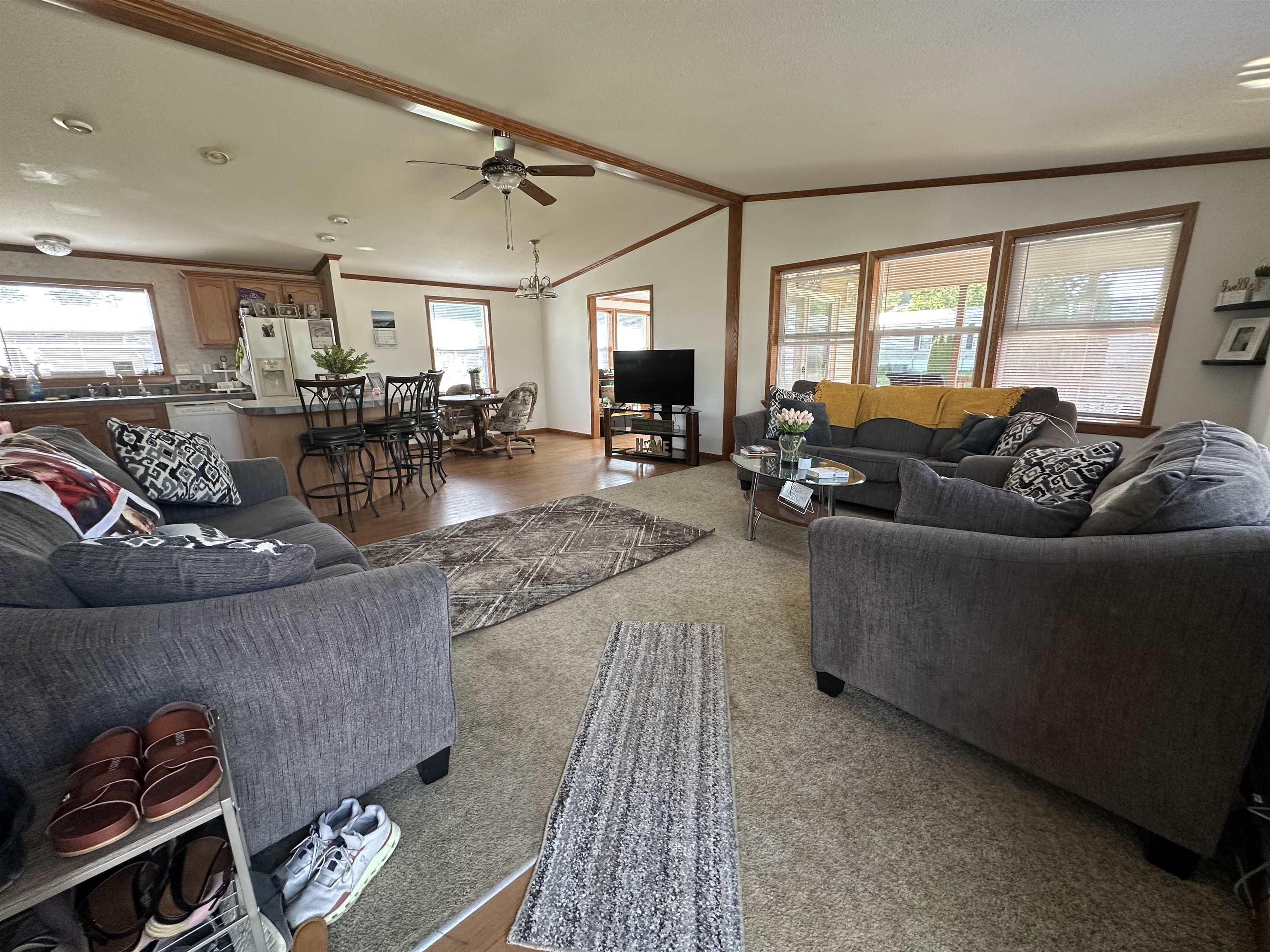 510 Jefferson Avenue - Photo 2