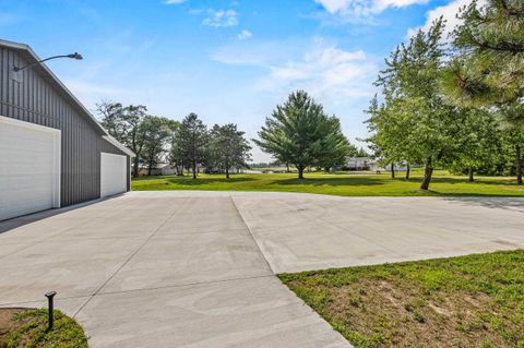 Tiny photo for W6191 Lueck Lane, Princeton, WI 54968 (MLS # 2005272)