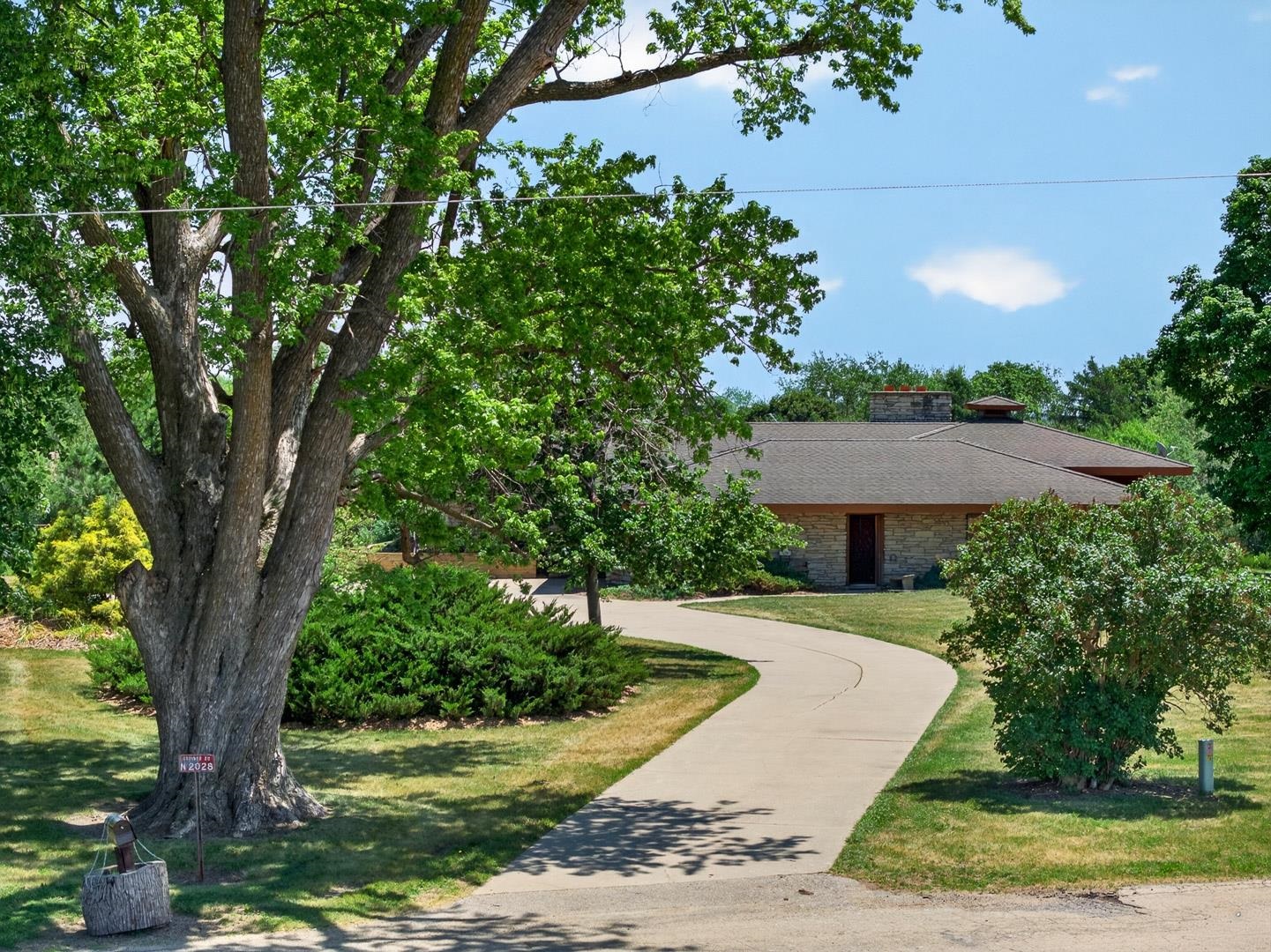 N2028 Steiner Road - Photo 2