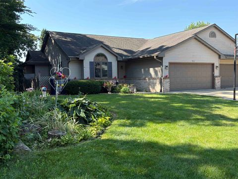 Photo of 3532 Briar Crest Drive, Janesville, WI 53546 (MLS # 2006339)