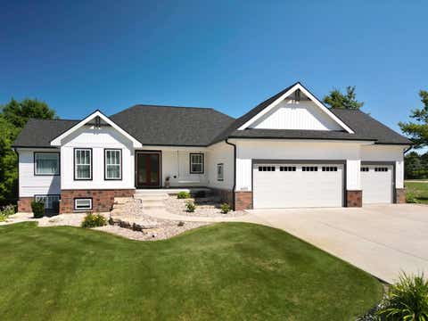 Photo of 6624 Covered Bridge Trail, Sun Prairie, WI 53590 (MLS # 2028677)