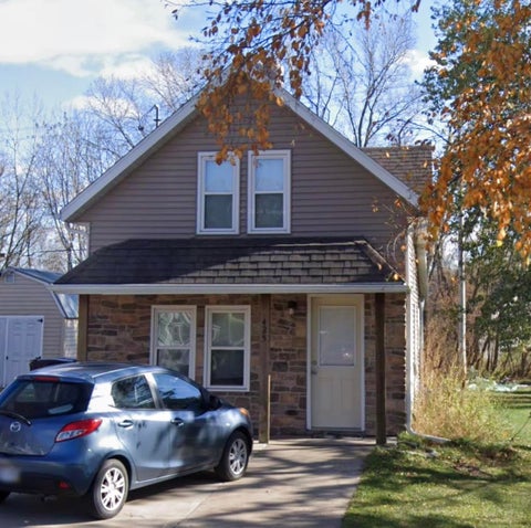 Photo of 425 N Main Street, Fall River, WI 53932 (MLS # 2031807)