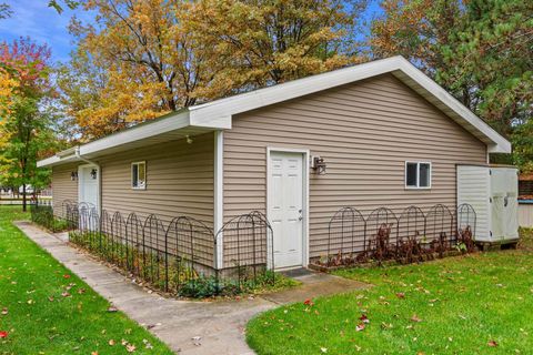 Tiny photo for 818 Manchester Court, Nekoosa, WI 54457 (MLS # 2010952)