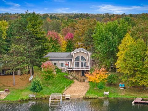 Photo of 818 Manchester Court, Nekoosa, WI 54457 (MLS # 2010952)