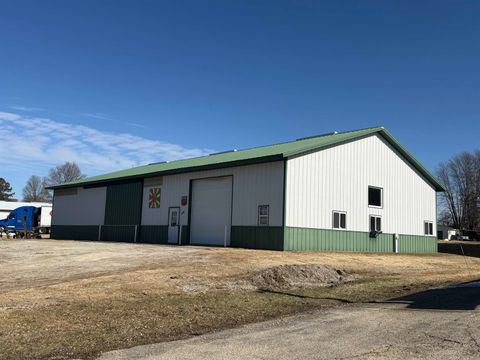 Photo of 475 Washington Street, Fennimore, WI 53809 (MLS # 2025710)