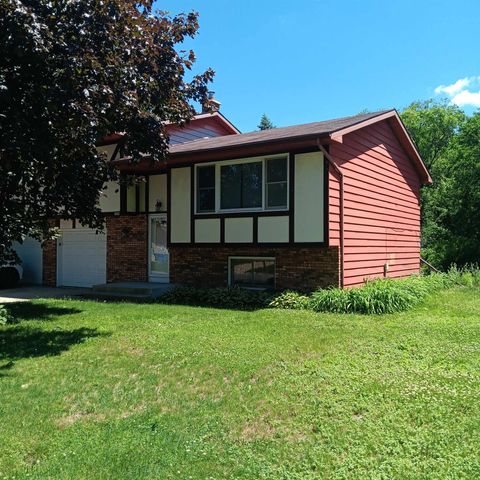 Photo of 2678 Richardson Street, Fitchburg, WI 53711 (MLS # 2025748)