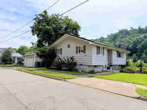 Photo of 519 Ann Street, McGregor, IA 52157 (MLS # 2027703)