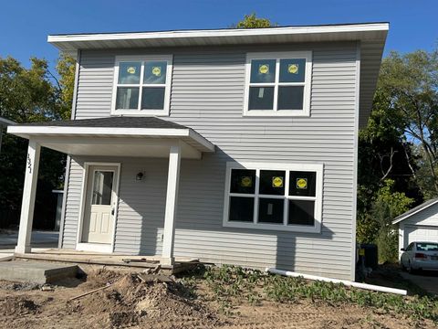 Photo of 1321 W Shirland Avenue, Beloit, WI 53511 (MLS # 2009990)