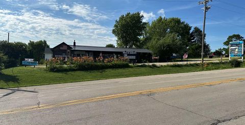 Photo of 613 W Water Street, Shullsburg, WI 53586 (MLS # 1909444)