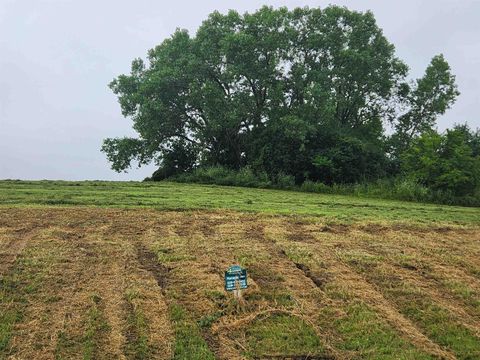 Photo of L2 Blue Victoria Drive, Sun Prairie, WI 53590 (MLS # 2018491)