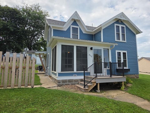 Photo of 312 W Florence Street, Cambria, WI 53923 (MLS # 2031725)